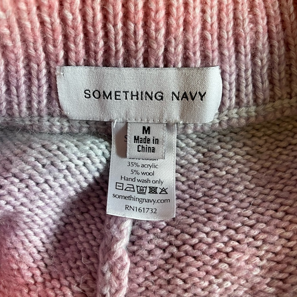 Something Navy knit shorts - Picture 3 of 4